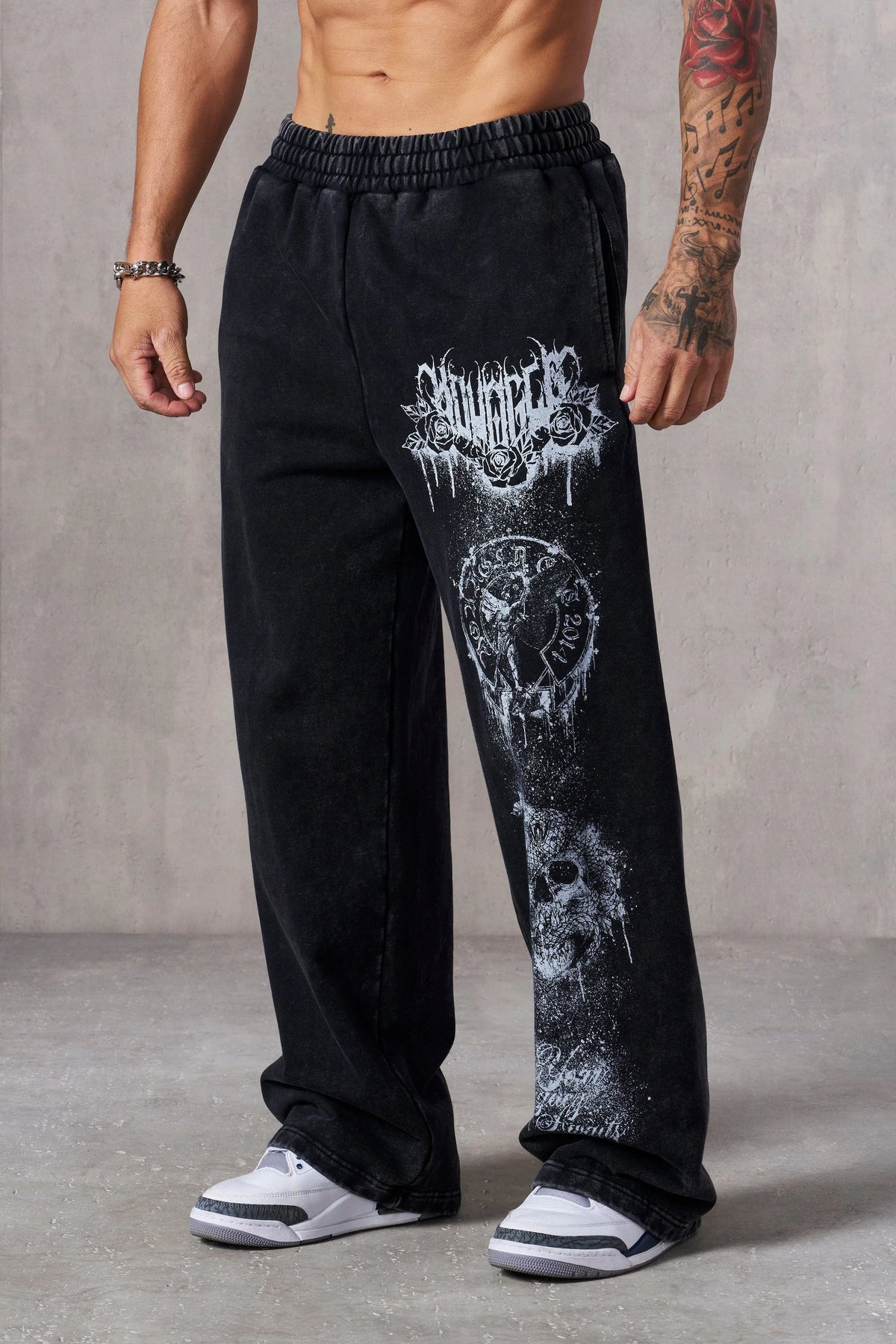 DYNASTY SWEATS BLACK